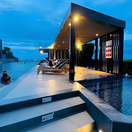 Great Location With Infinity Pool - Central Pattaya Apartment Luaran gambar