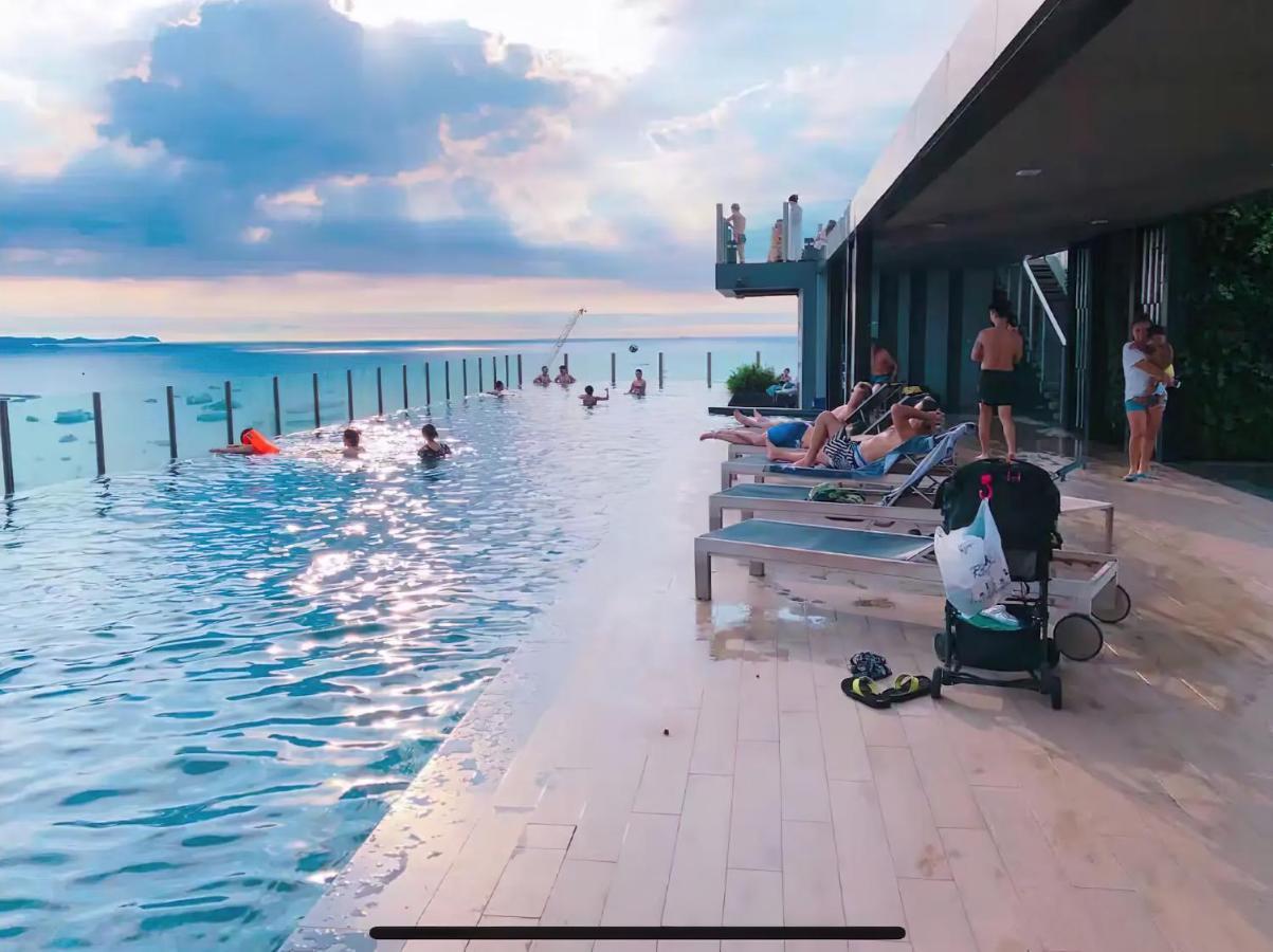 Great Location With Infinity Pool - Central Pattaya Apartment Luaran gambar