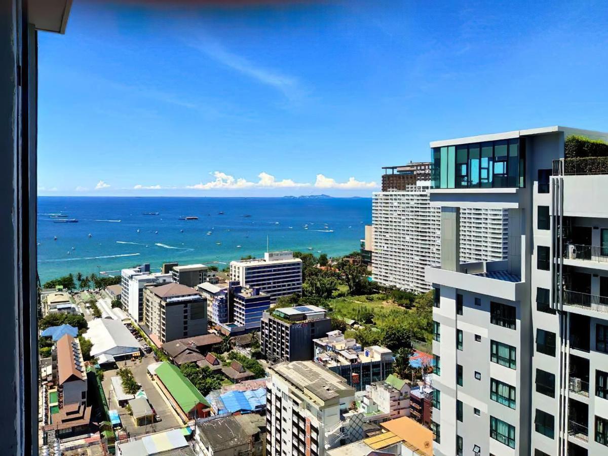 Great Location With Infinity Pool - Central Pattaya Apartment Luaran gambar