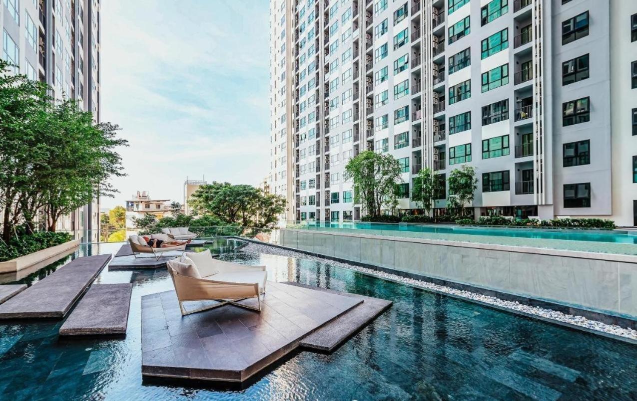 Great Location With Infinity Pool - Central Pattaya Apartment Luaran gambar