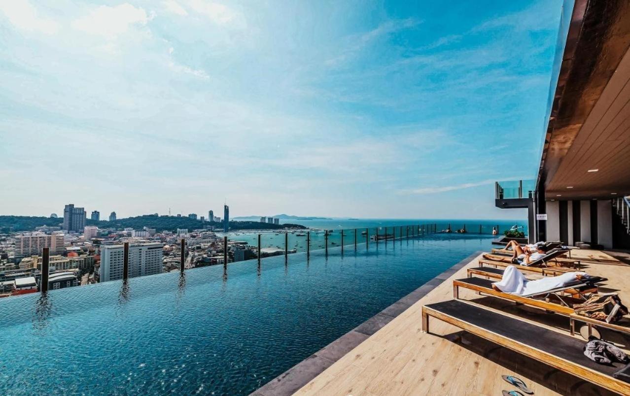Great Location With Infinity Pool - Central Pattaya Apartment Luaran gambar
