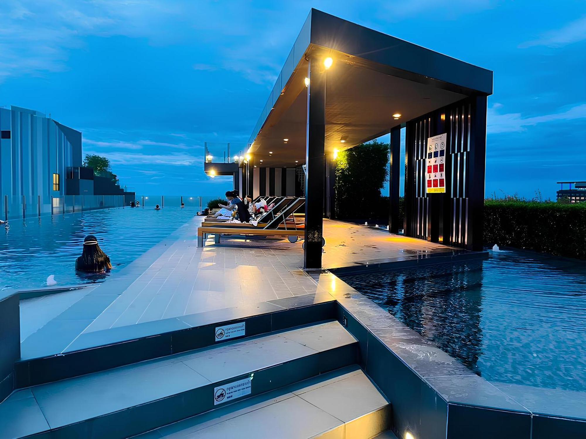 Great Location With Infinity Pool - Central Pattaya Apartment Luaran gambar